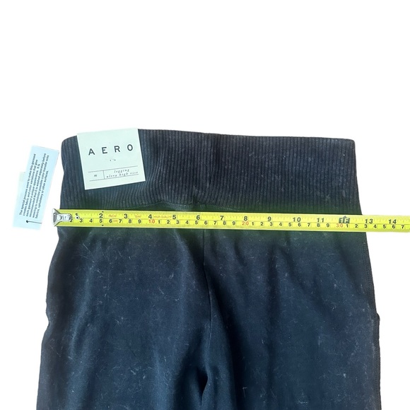 NWT Aeropostale Ultra High-Rise Pocket Leggings, cool whiskered black print. - Picture 3 of 7